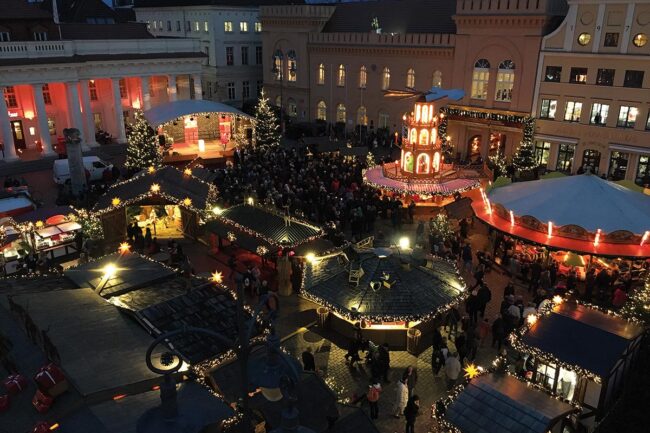 Schweriner Weihnachtsmarkt Marktplatz